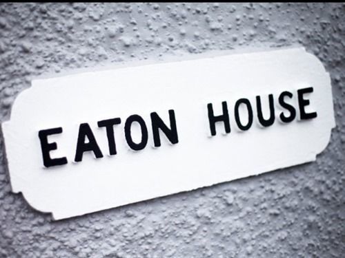 Eaton House Hotell Pembroke Exteriör bild